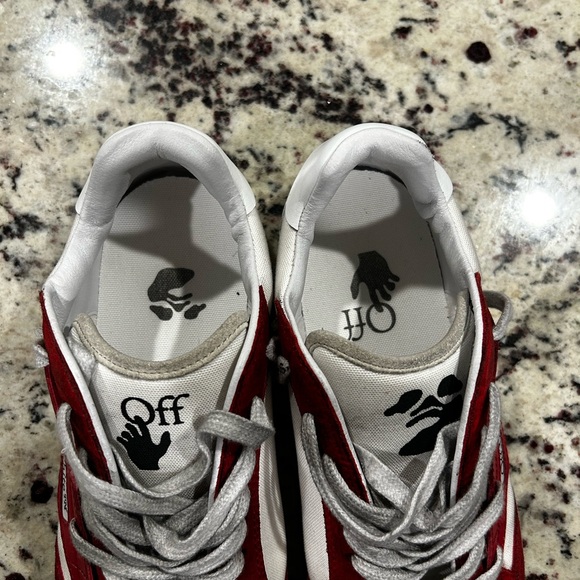 OFF-WHITE Vulcanized 5.0 Low Top Men’s Size 10 / 43